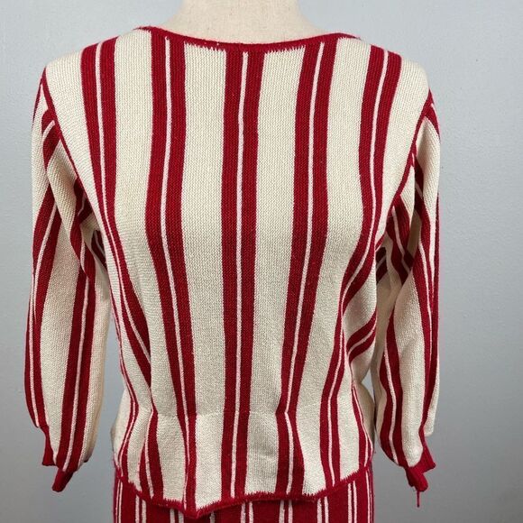 Vintage Savion Sweater and Matching Skirt Size 10 - Picture 2 of 12